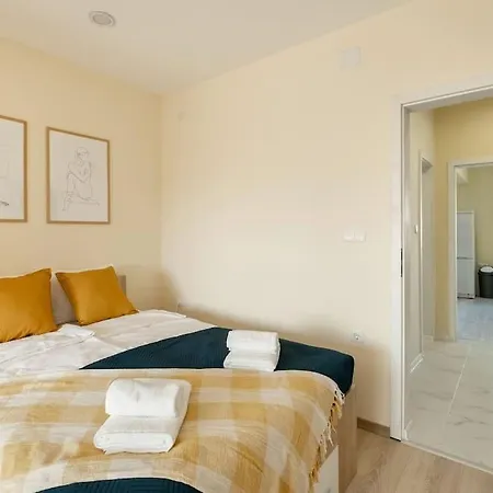 Located 1bdr Peaceful Fast Wi-fi