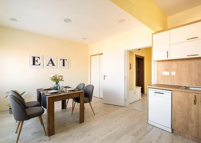 Located 1bdr Peaceful Fast Wi-fi Lejlighed *