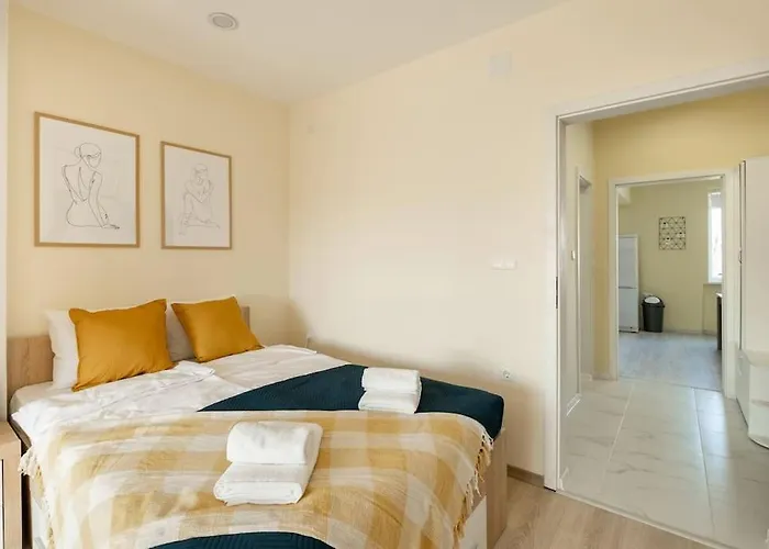 Located 1bdr Peaceful Fast Wi-fi